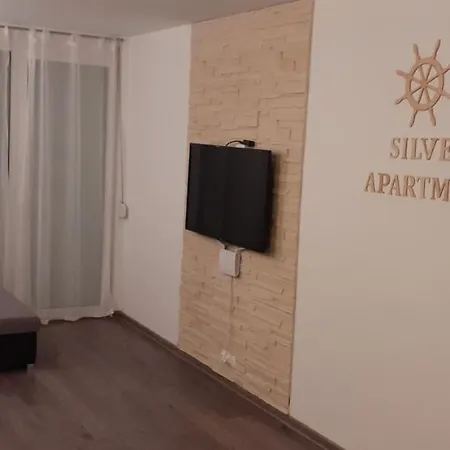 Apartment Silver *